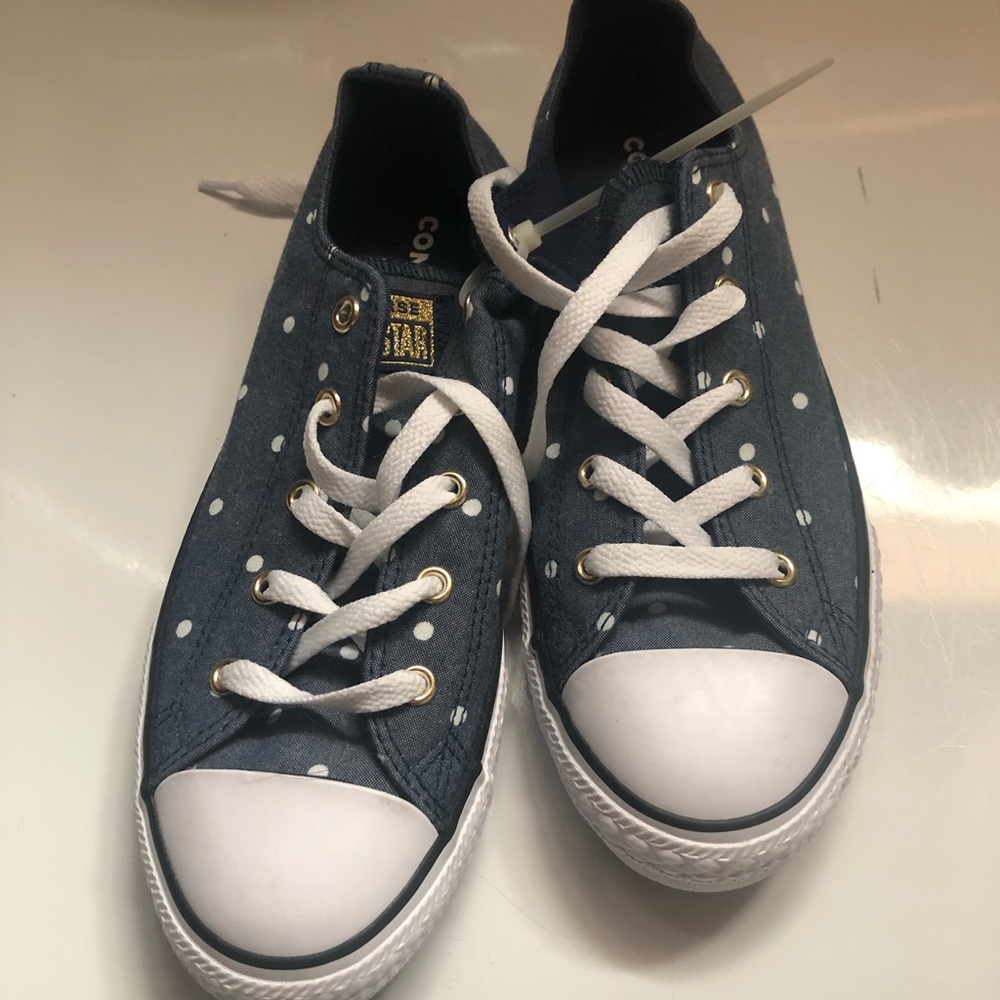 Brand New Polka Dot Converse Juniors Size 4